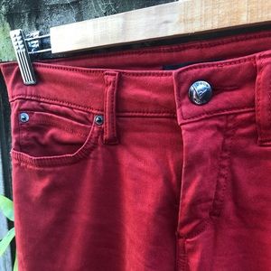 Bebe Stretch Jegging in Candy Apple Red